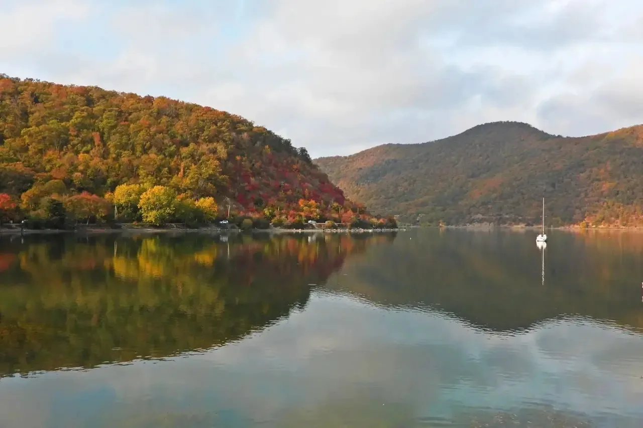 Осеннее озеро Абрау 🍂 14.10.2026