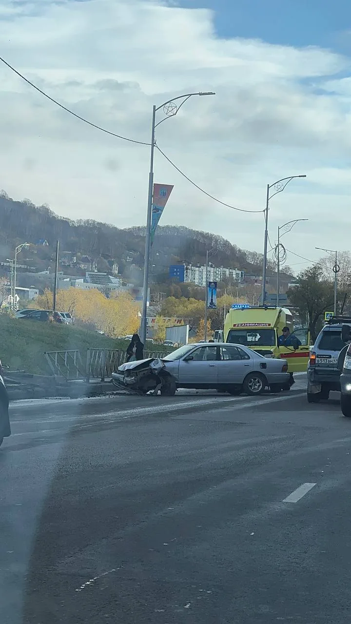 На Спартаке ДТП. Работает реанимация