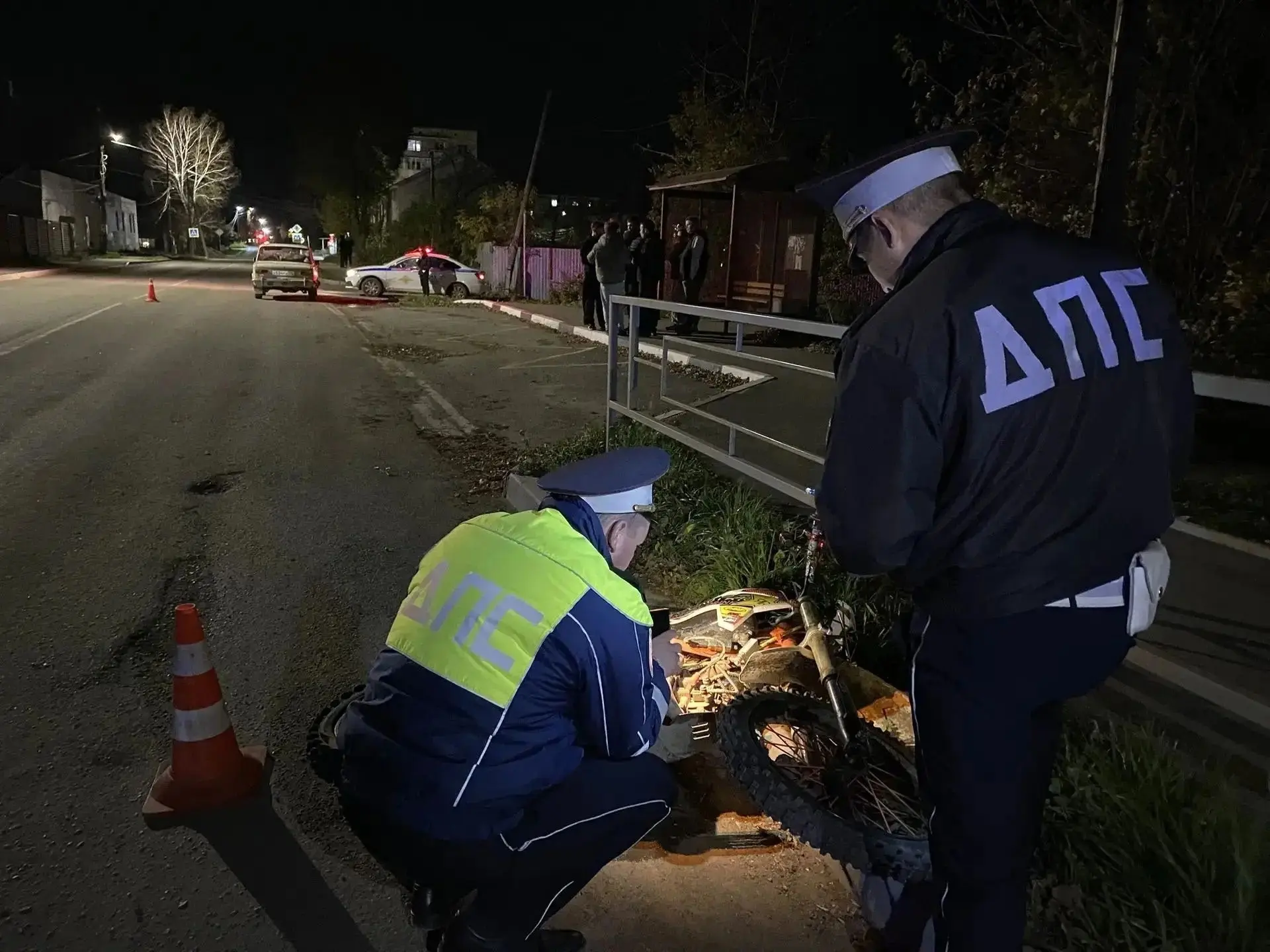 🚓 В Алапаевске сотрудники Госавтоинспекции устанавливают обстоятельства ДТП с участием...