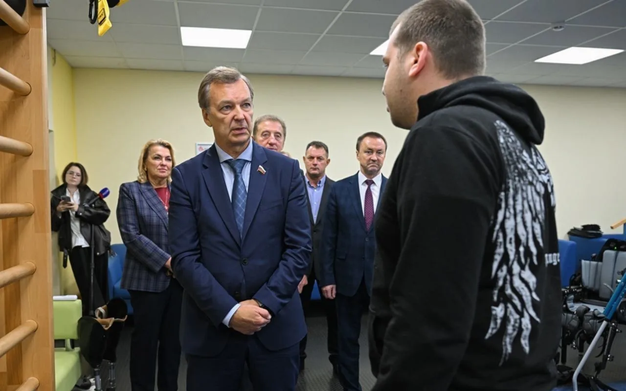 Слаженную работу ветвей власти Воронежской области отметил первый вице-спикер Совета Фе...