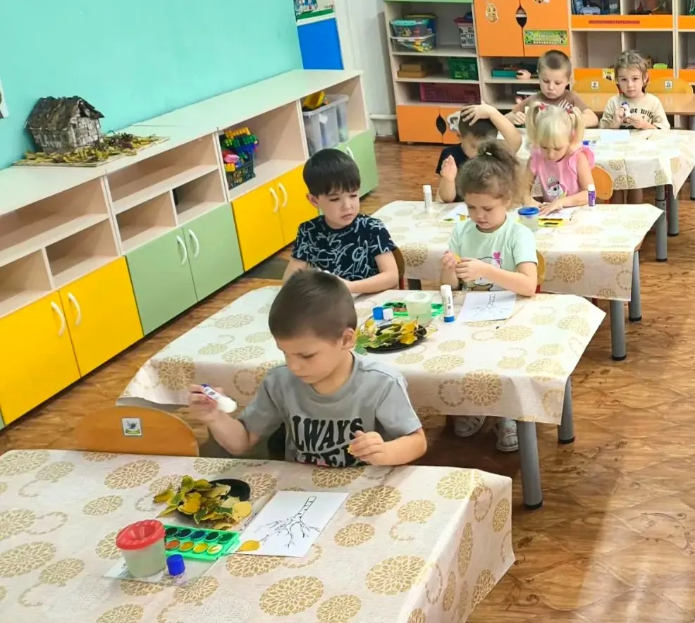 Стало вдруг светлее вдвое,