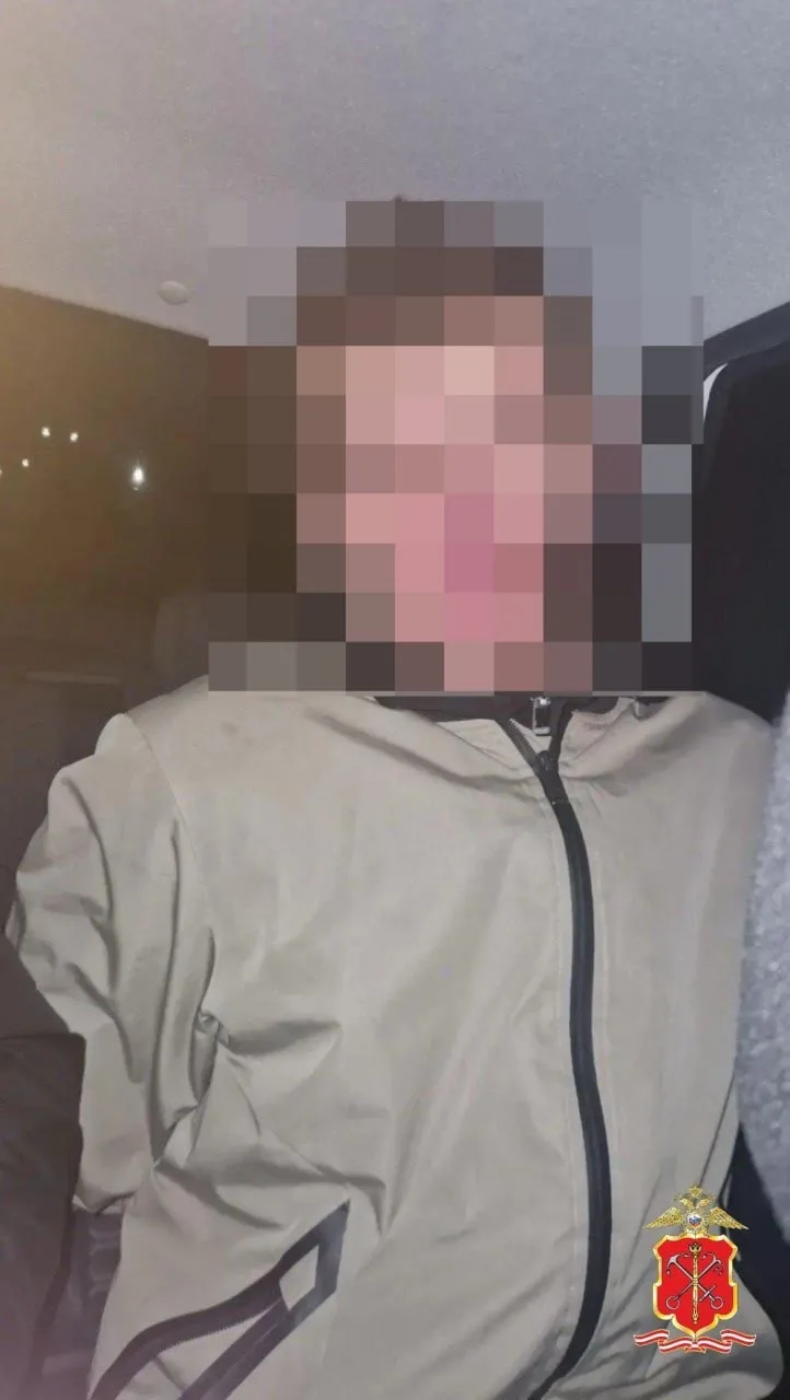 Двое мужчин подожгли павильон на Муринской дороге из-за рабочего конфликта. Огонь уничт...