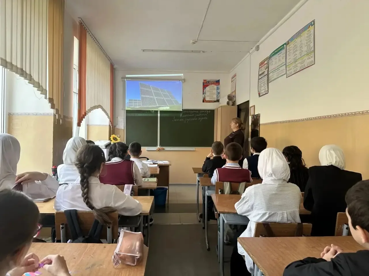 В нашей школе прошли занятия внеурочной деятельности «Россия — мои горизонты». Тема сег...