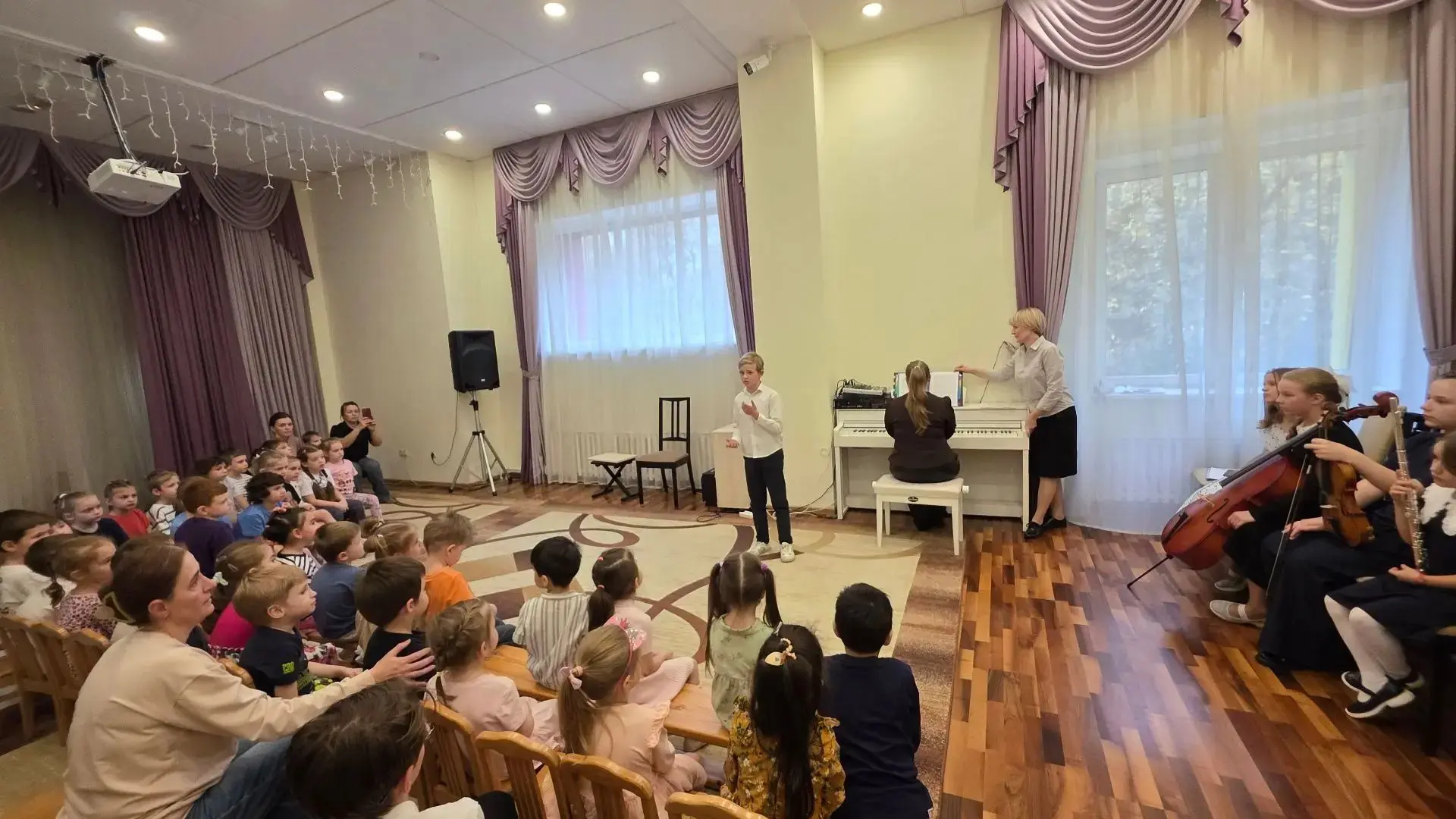 Концерт в "Центре развития ребенка- детский сад №1007" УДП РФ, по адресу: ул. Маршала Т...