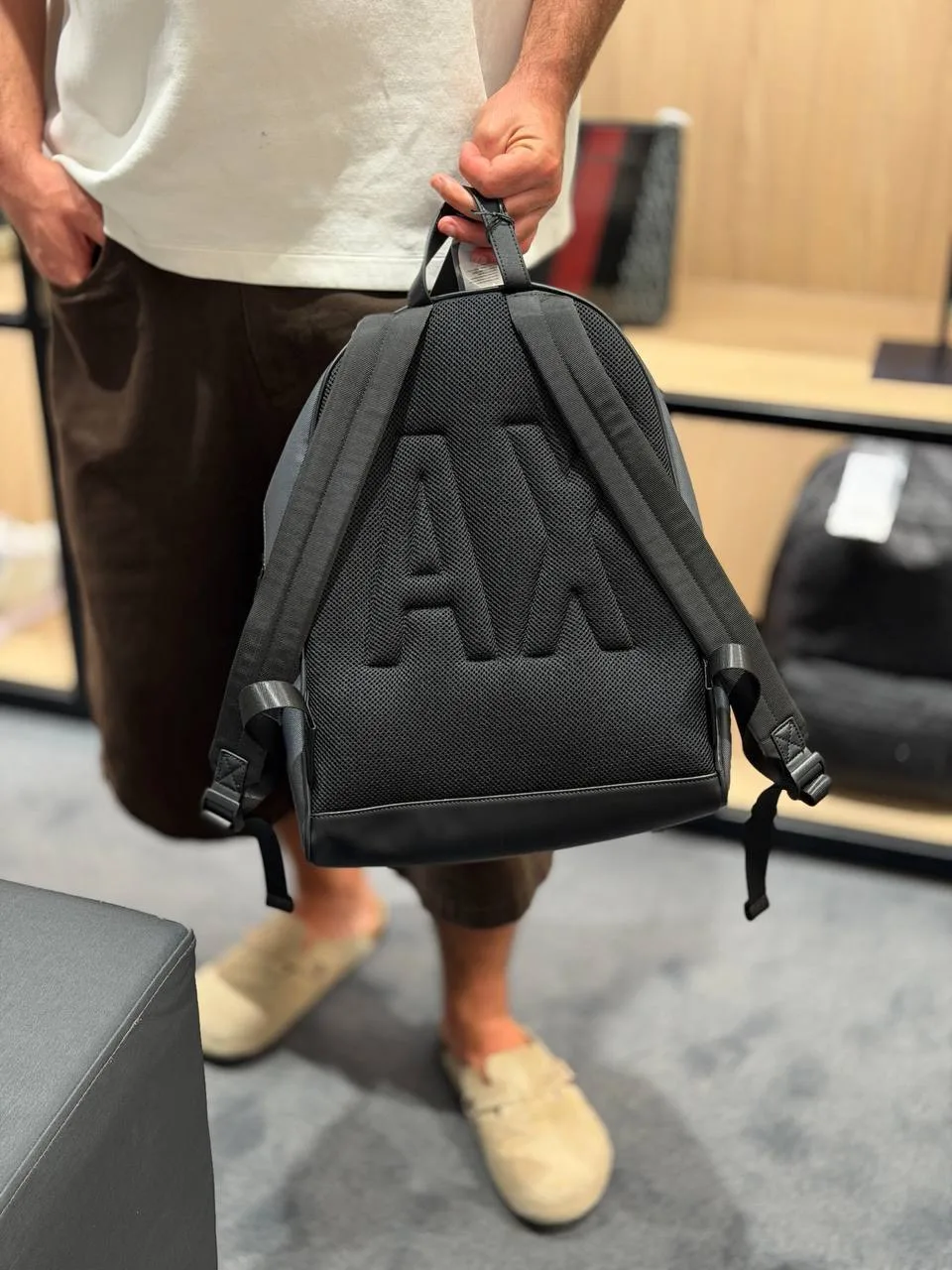 ARMANI EXCHANGE