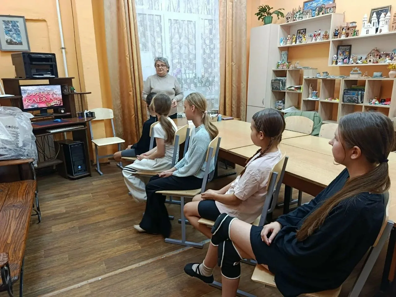 Уроки мужества в клубе «Родник»!