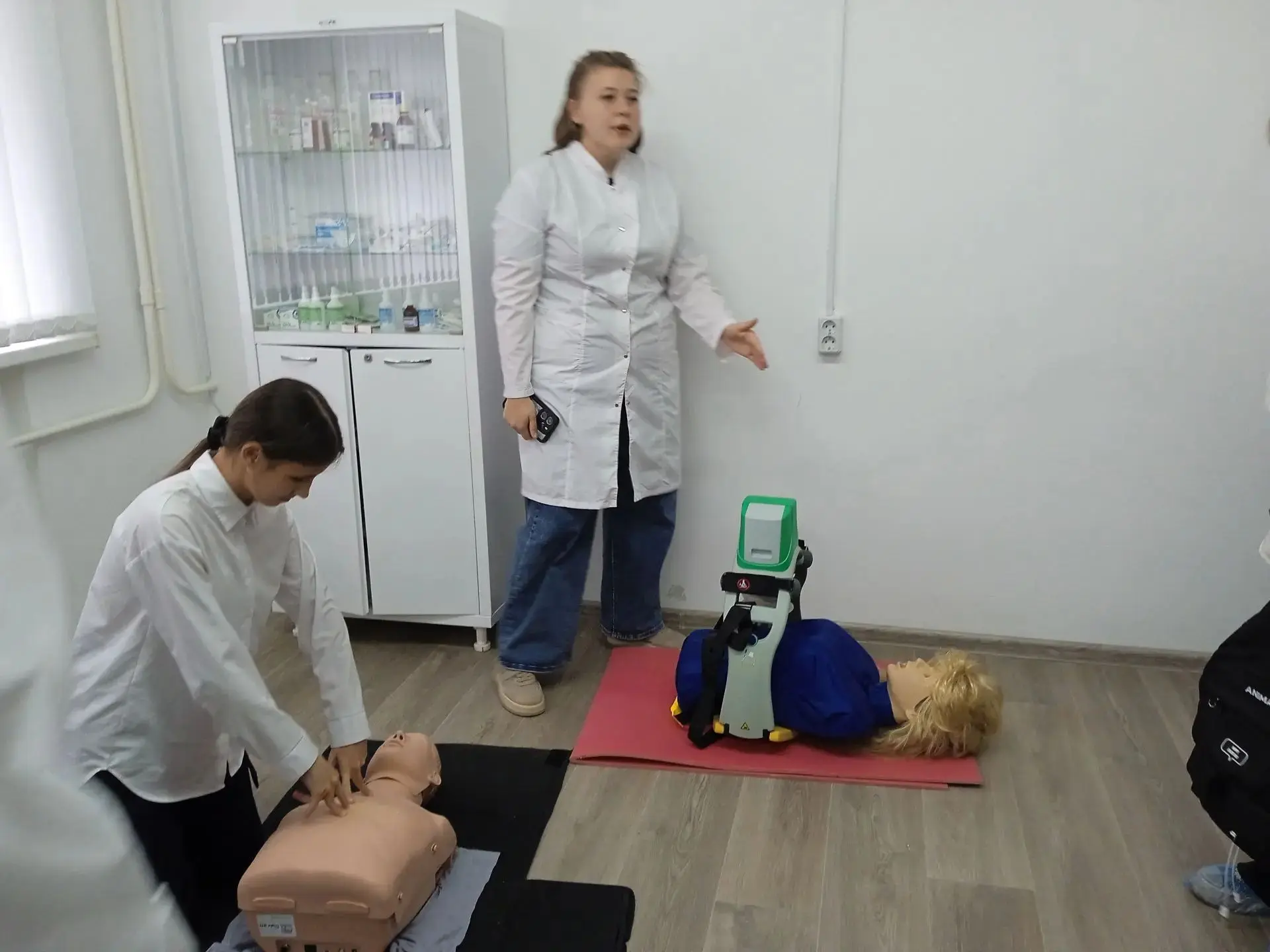 От теории к практике: экскурсия в медицинский колледж