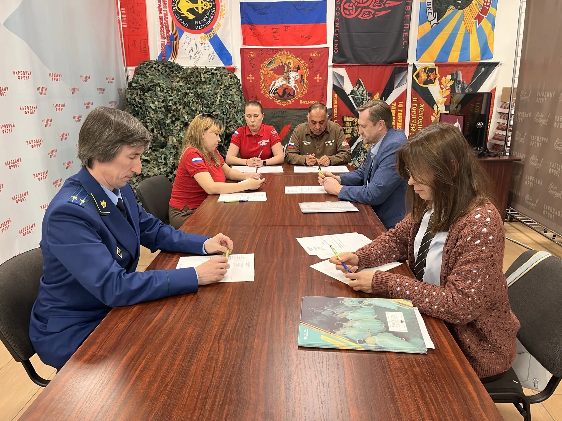 🐾Безопасность жителей и защита животных: Челябинский природоохранный прокурор принял у...