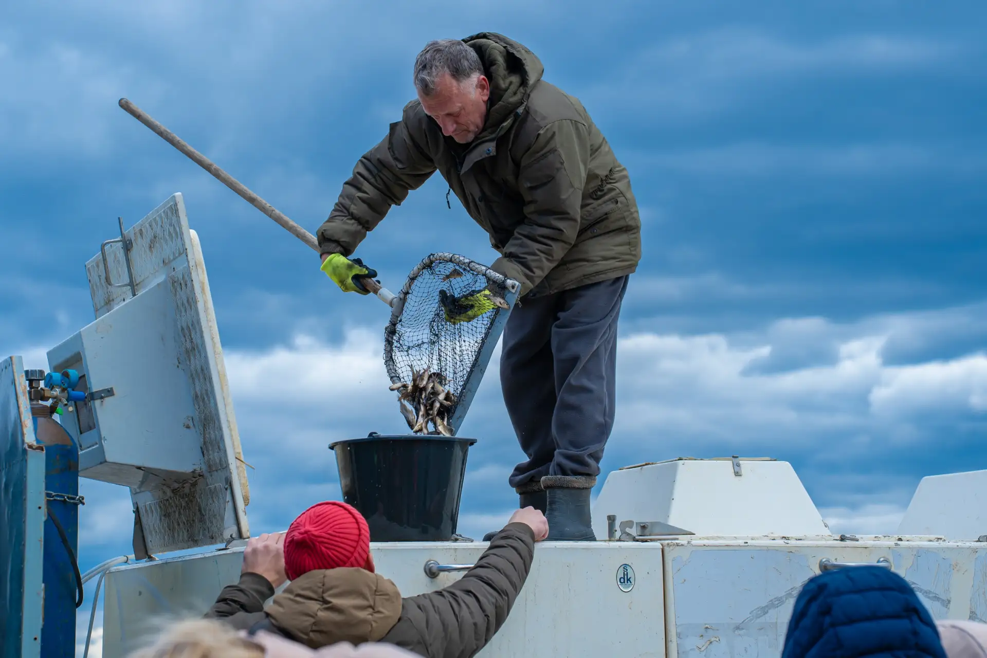 🐟 Проект «Водорослям крышка» приглашает всех желающих присоединиться к выпуску мальков.
