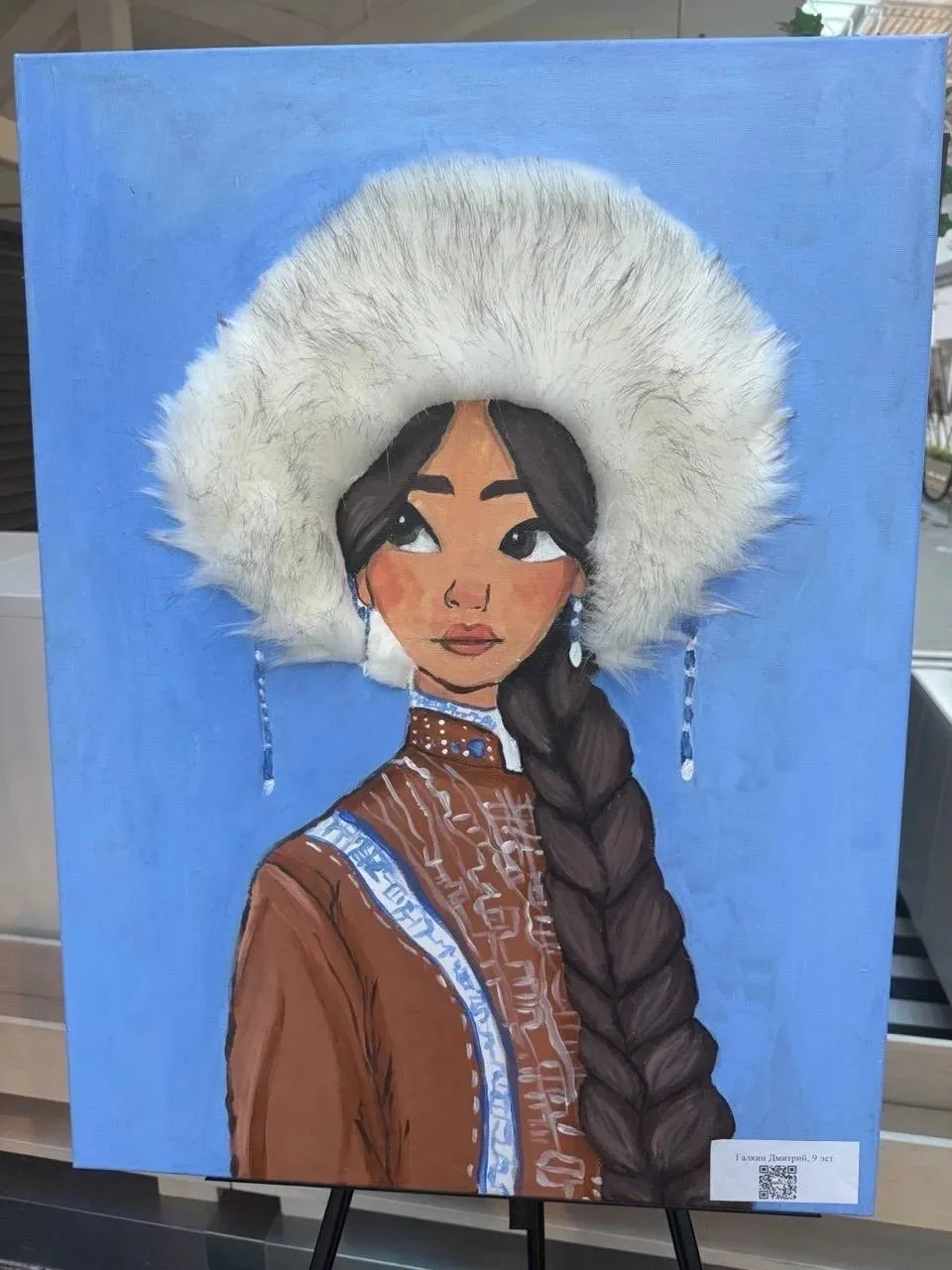 🎨 Выставка «Краса народов» открыта в МЕГЕ — портреты девушек в национальных нарядах