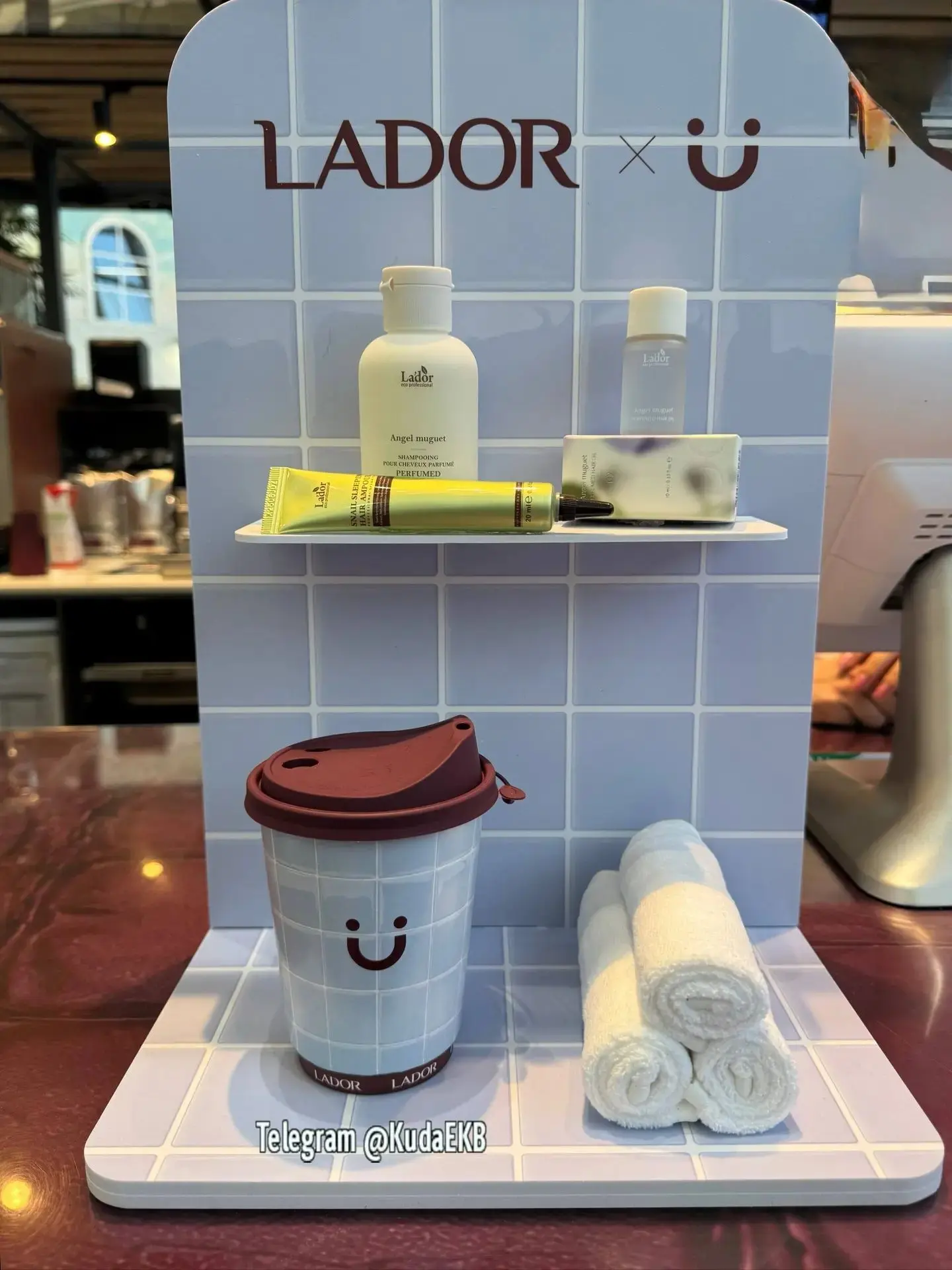 LADOR × ❤️