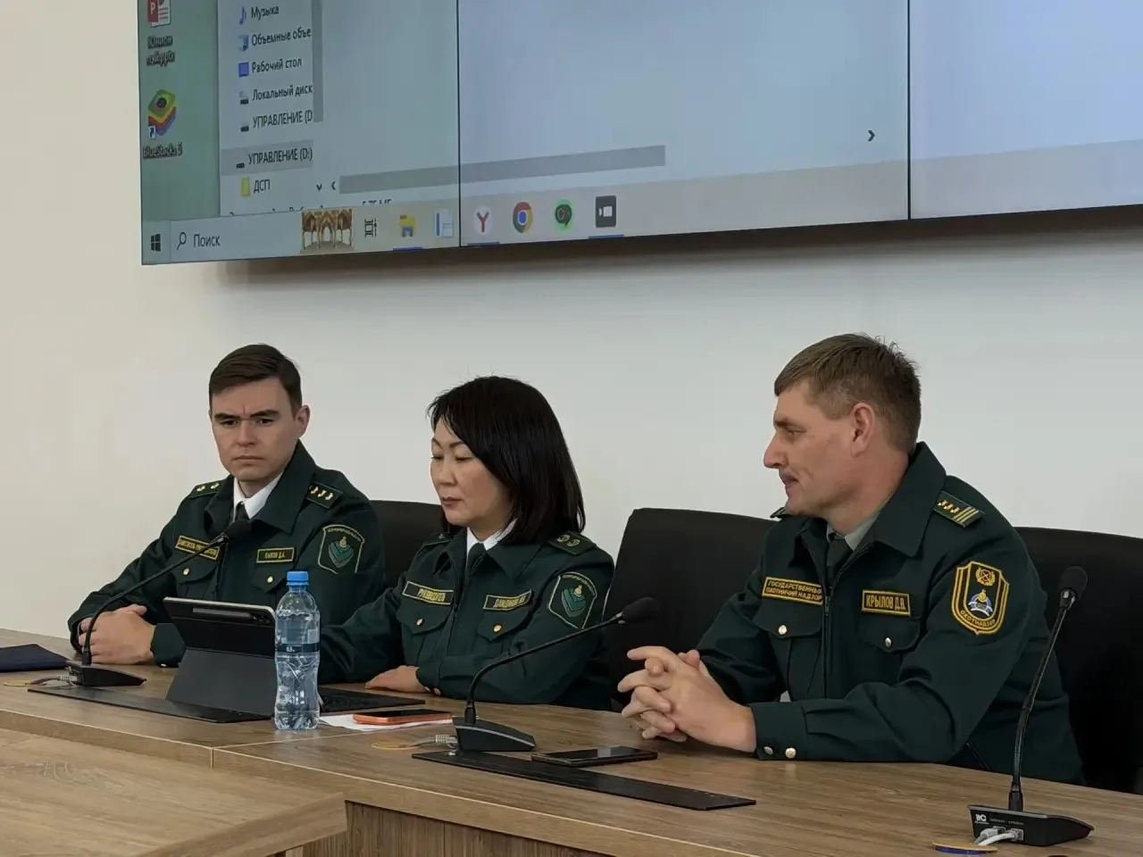 🐻 В Бурятии прошёл профильный семинар по охоте на медведя — важное событие для специал...