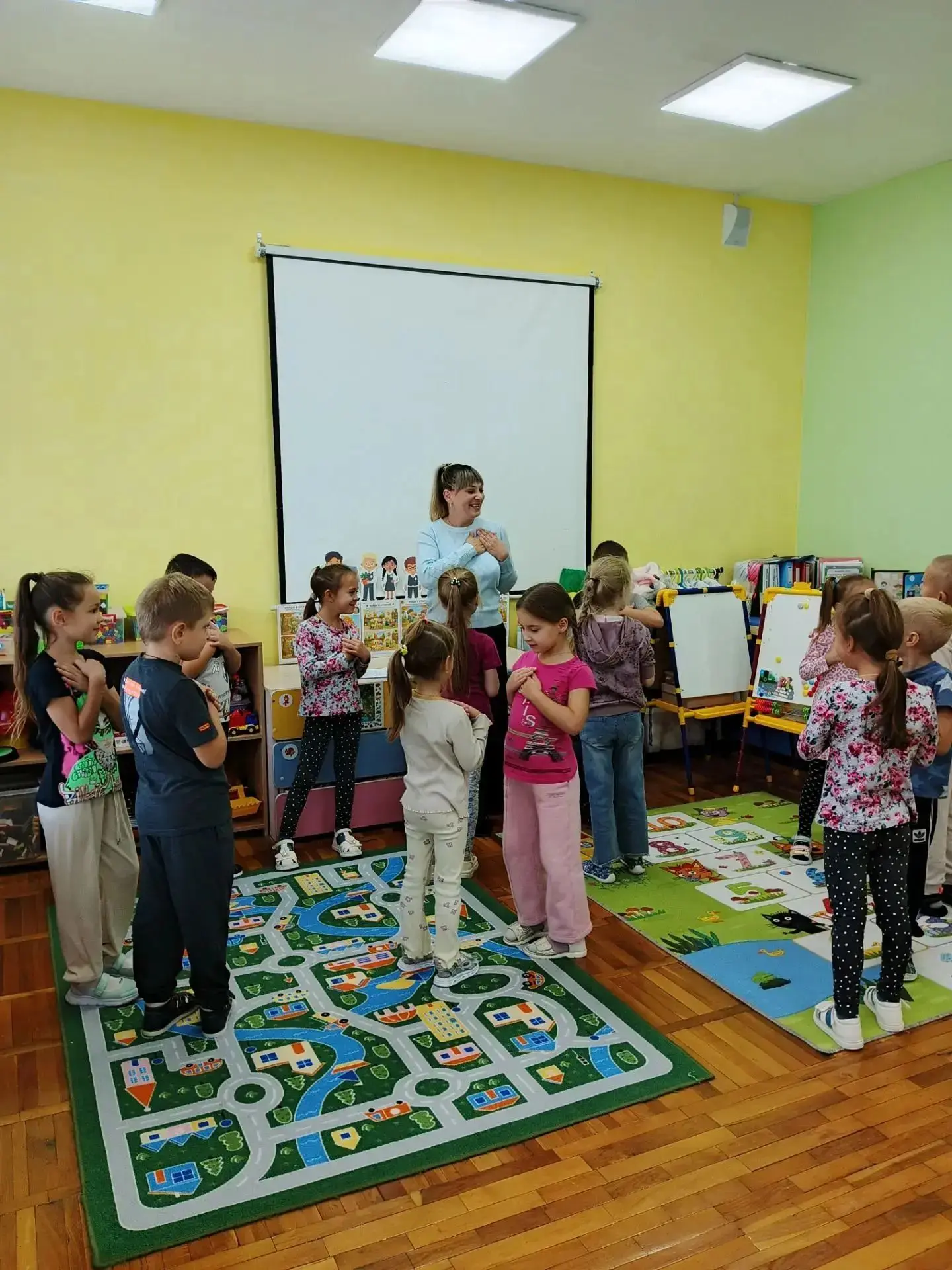 На прошлой неделе прошли очередные занятия "Разговоры о важном для дошколят" в группах ...