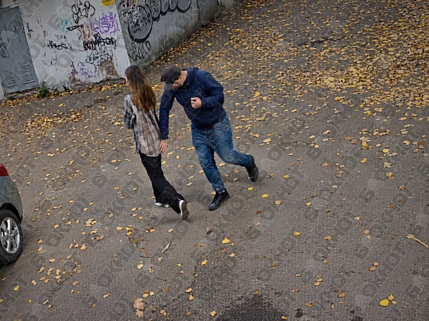 🚨 Маньяк в Одессе щупает девушек за попы