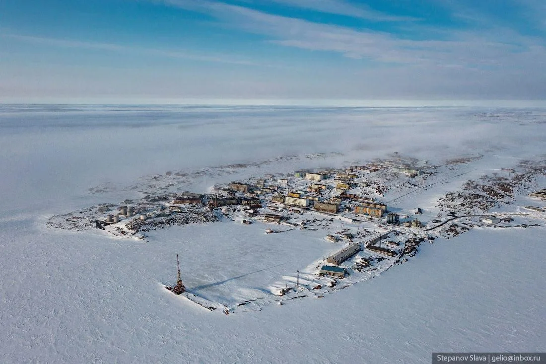 📍 На северо-западе Таймыра, у Карского моря, находится Диксон — небольшой посёлок в Кр...