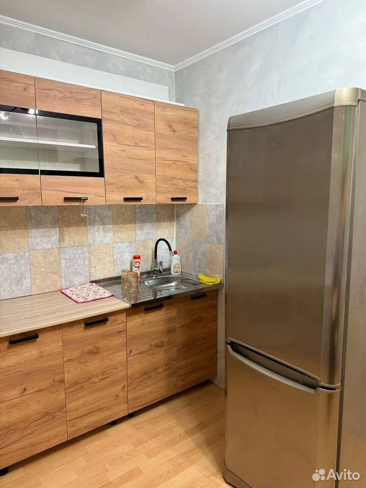 Сдам без посредников: 1-комнатная квартира, 37м²