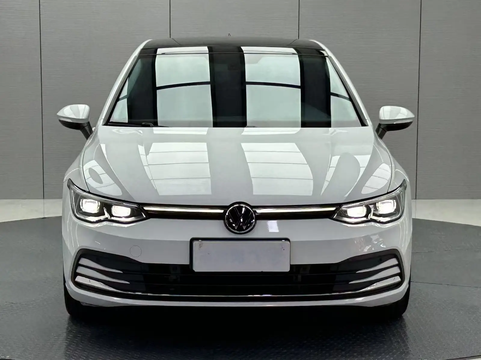 Volkswagen Golf  R-Line