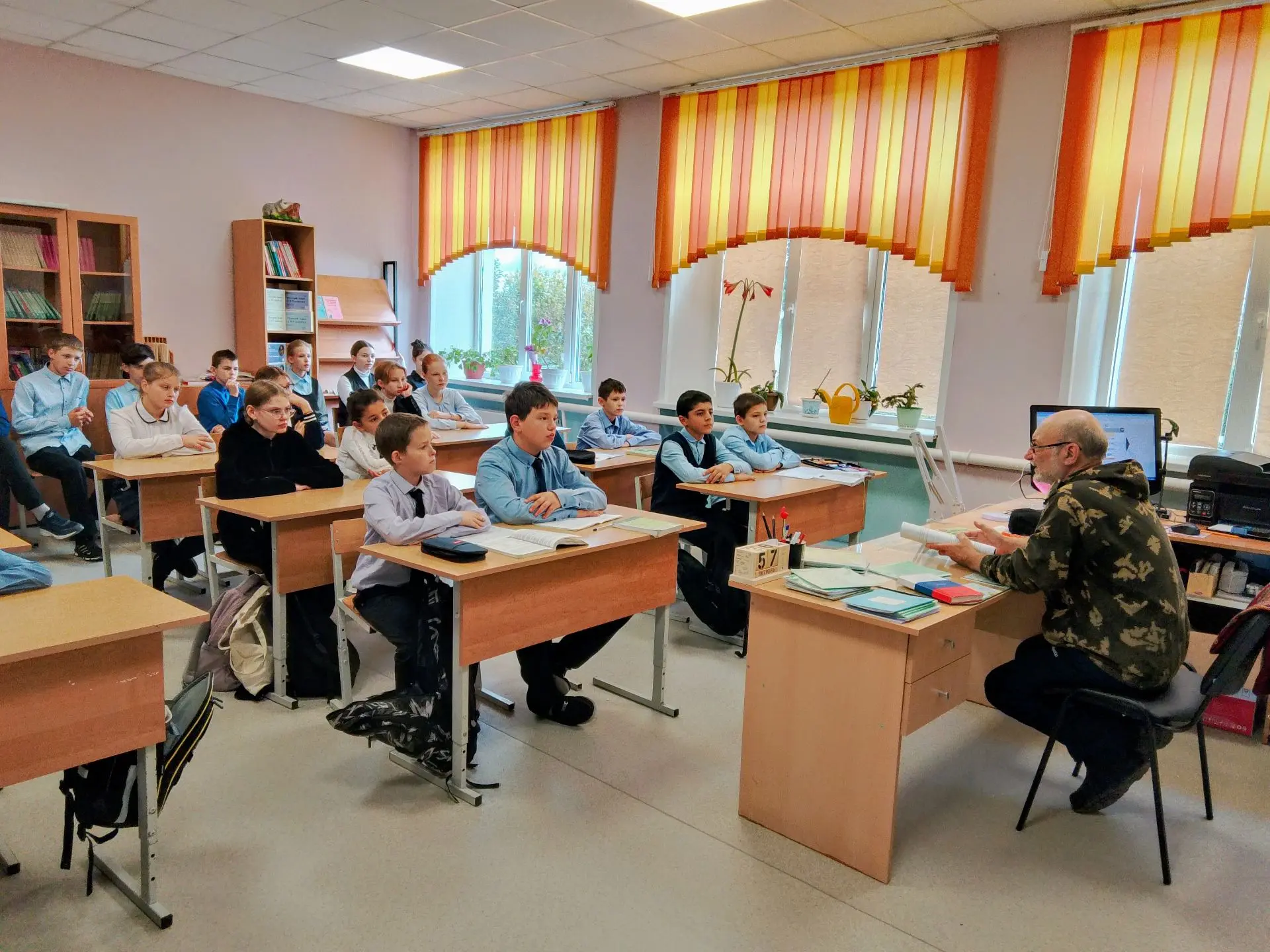7 октября в рамках мероприятий , приуроченных к Дню гражданской обороны, в нашей школе ...