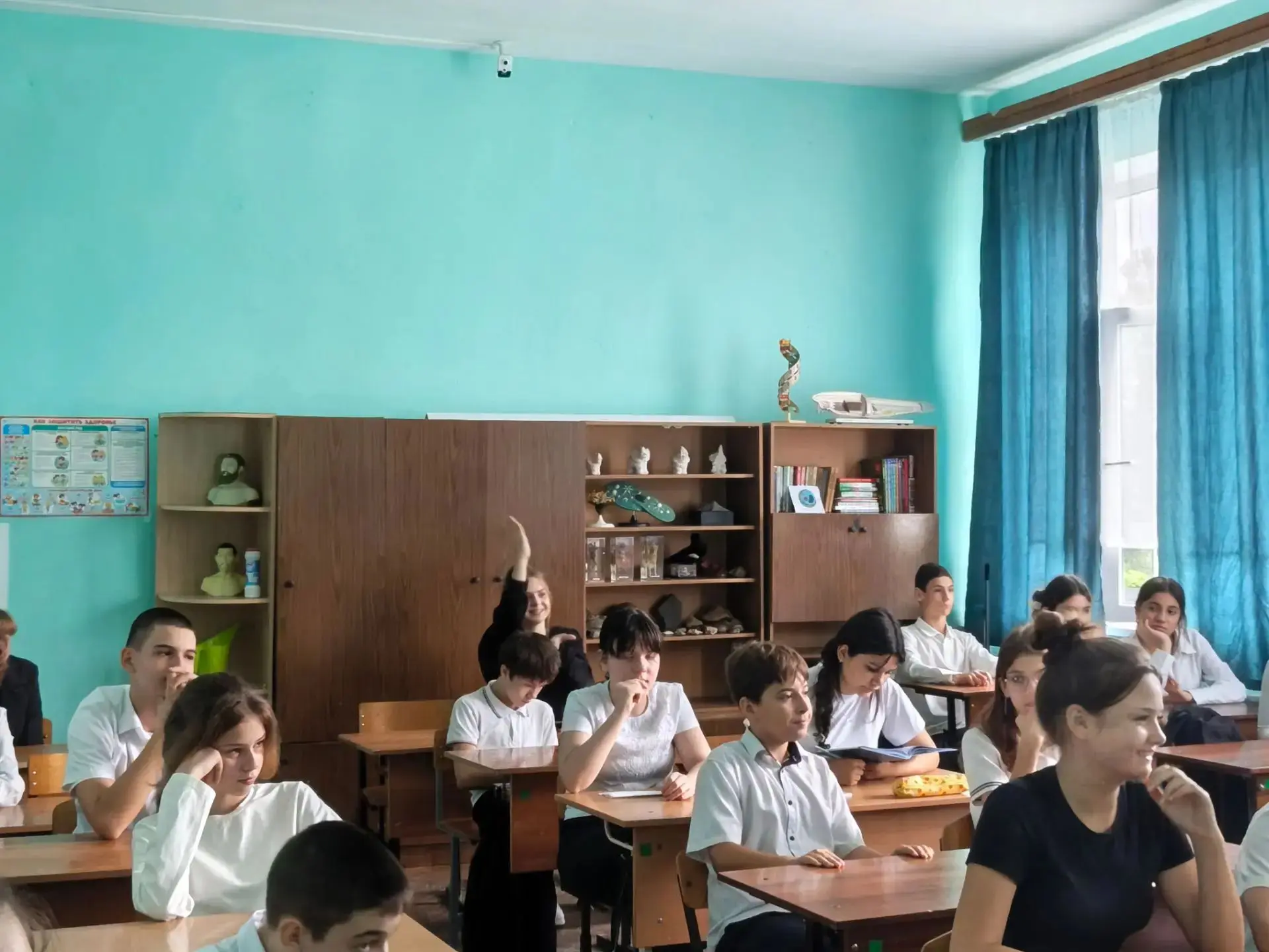Сегодня, 15 октября, учащиеся 7в класса  погрузились в одну из самых важных и мощных от...