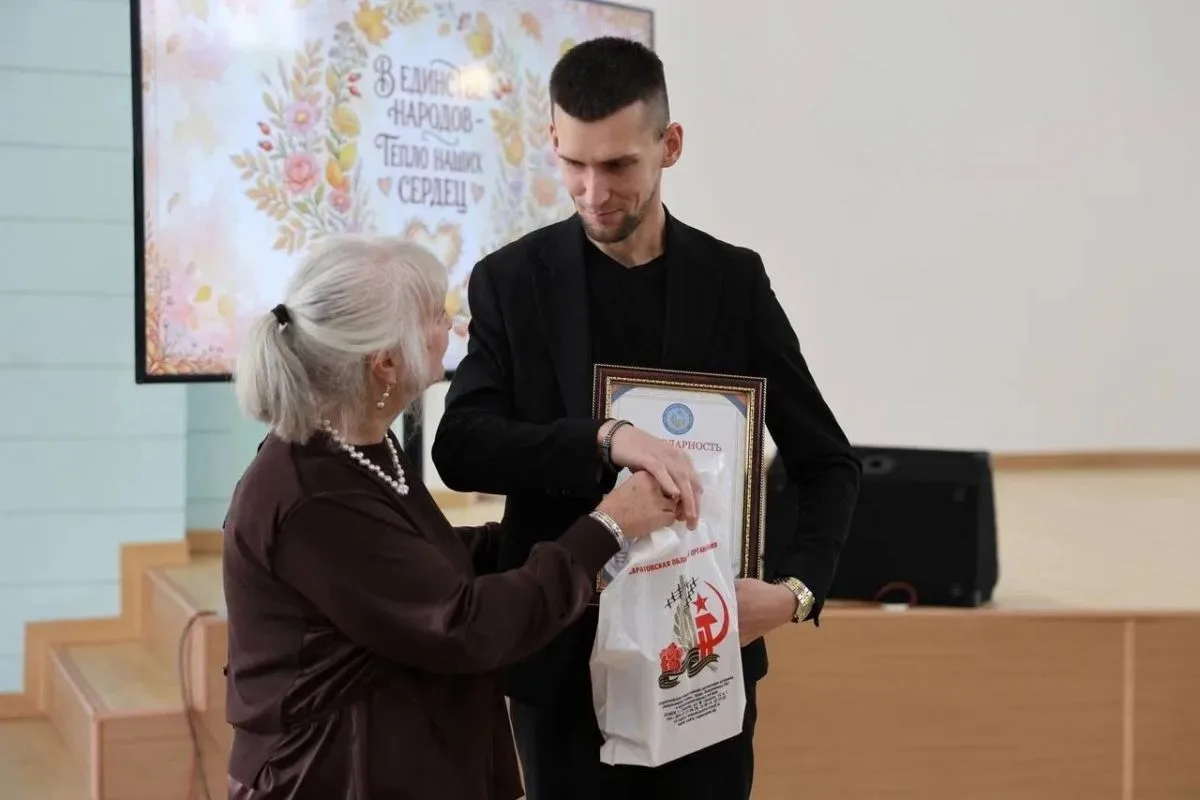 Муниципальные депутаты Энгельса провели встречу с ветеранами