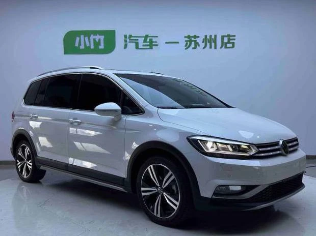 Volkswagen Touran Cross L