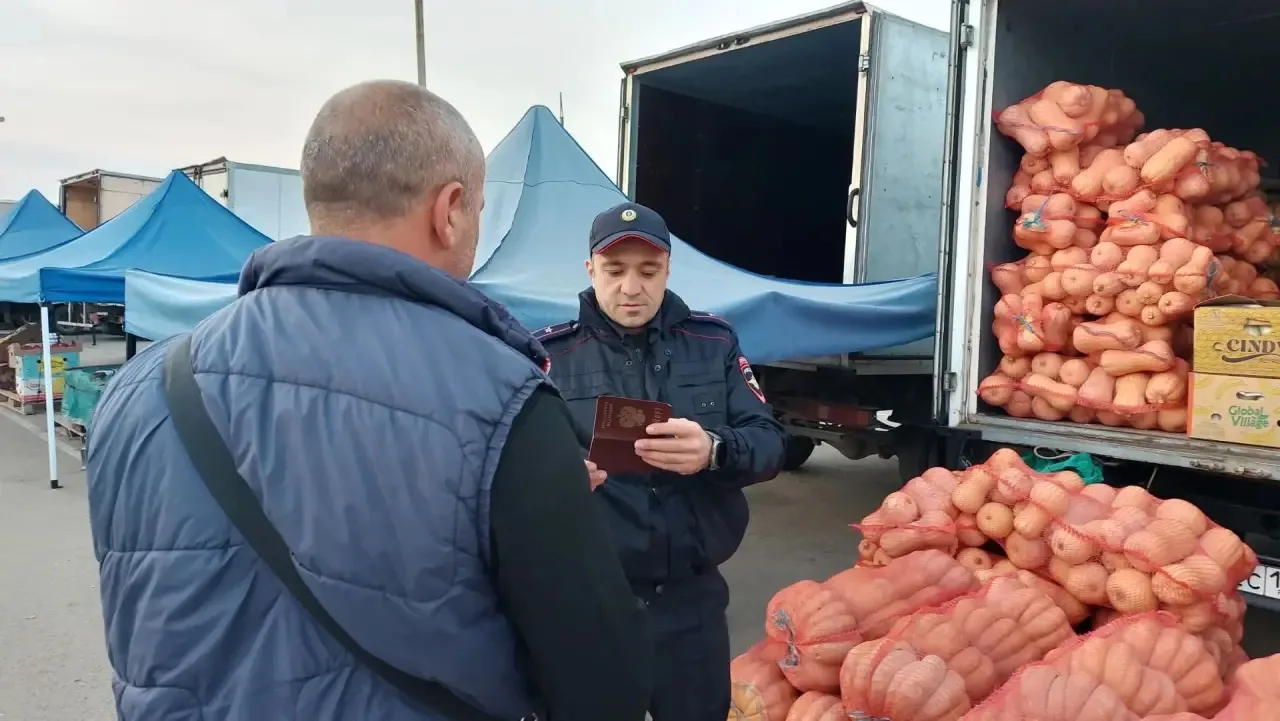 🚨 В Белореченском районе прошли массовые проверки мигрантов — 19 человек должны покину...