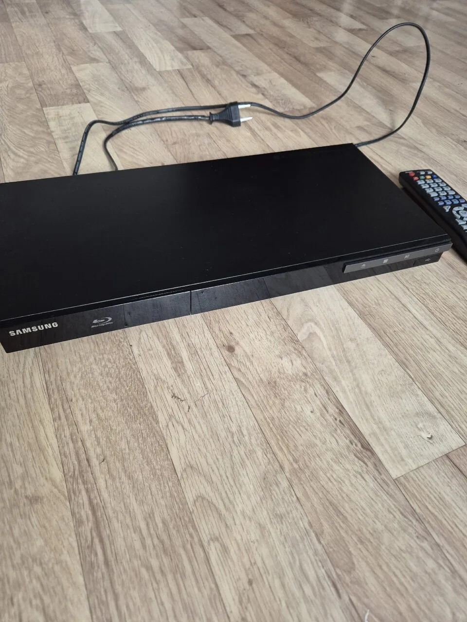 Продам Blu-ray проигрыватель Samsung, б/у, Донецк, 3 тыс.