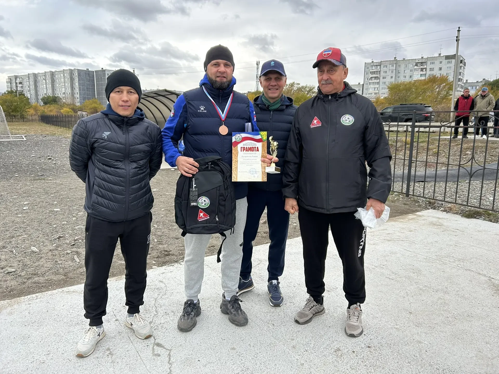 Футболисты «Саяногорска» — бронзовые призёры чемпионата Хакасии
