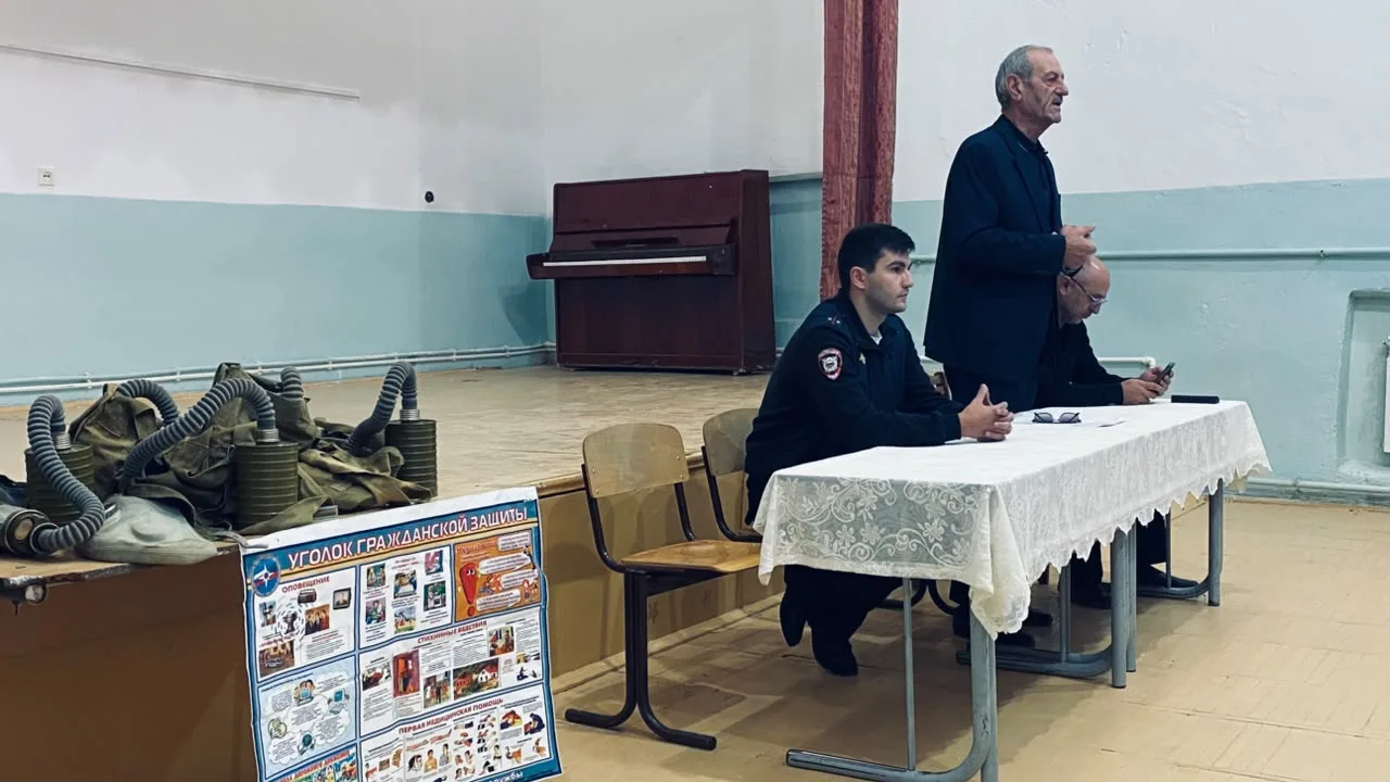 4 октября - День Гражданской обороны в России. Дата связана с утверждением 4 октября 19...