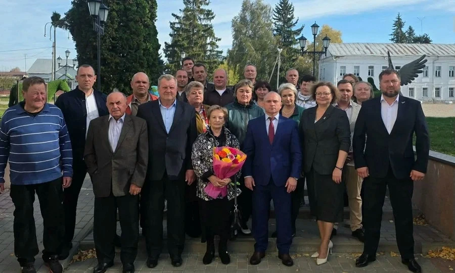Новым председателем Кромского районного Совета народных депутатов стал Александр Савост...