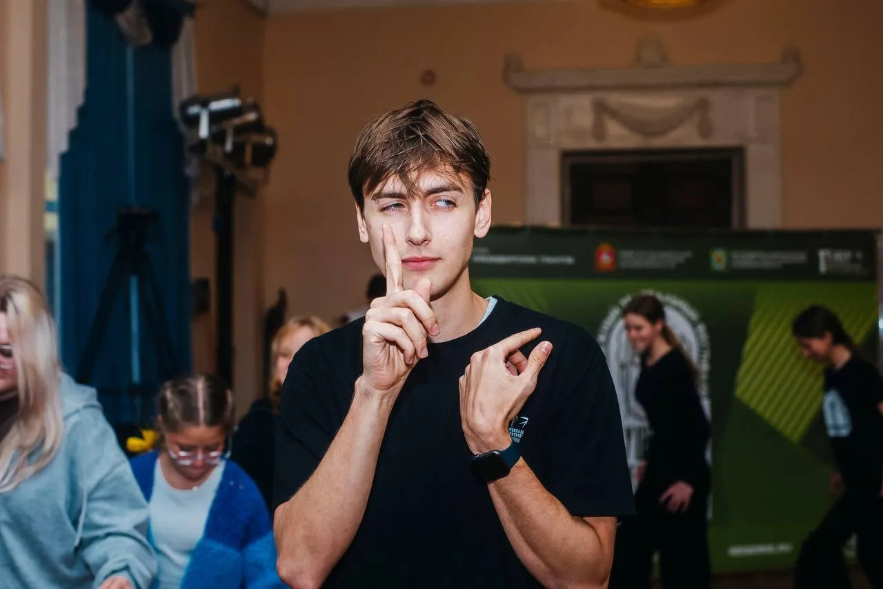😎 Как не дать себя запутать в мире цифр и фейков?