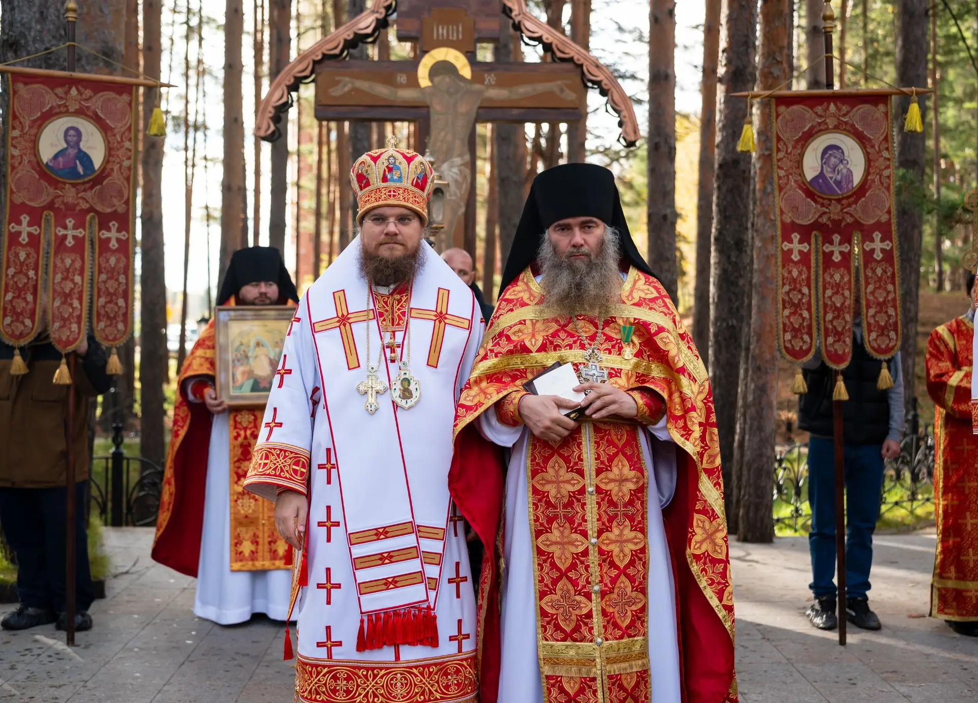 🎉 Поздравляем дорогого отца Макария (Чибисова) с высокой церковной наградой — медалью ...