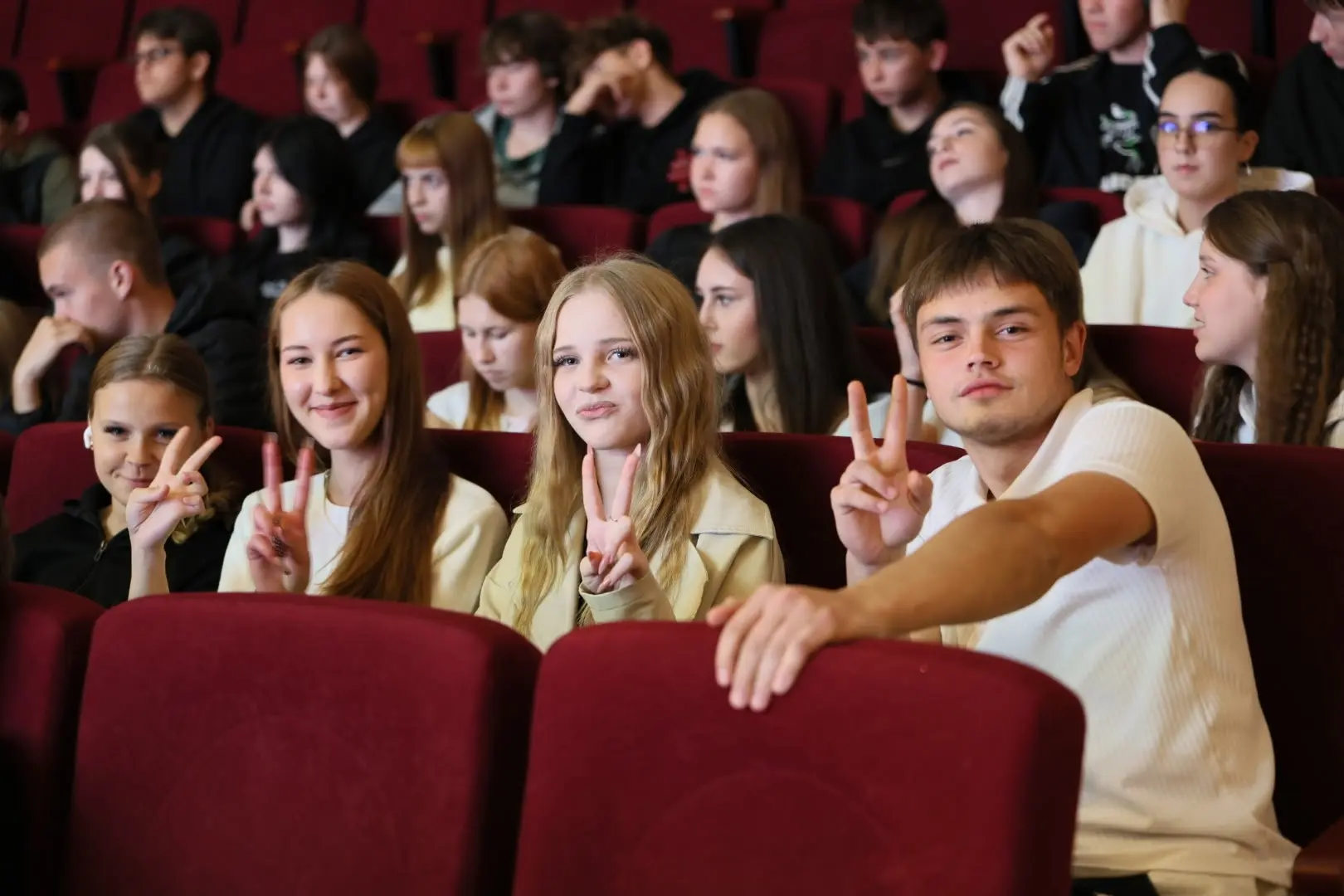 #ЭтоМарксМомент В эти минуты в ЦДК  г.Маркса: Посвящение в студенты первокурсников марк...