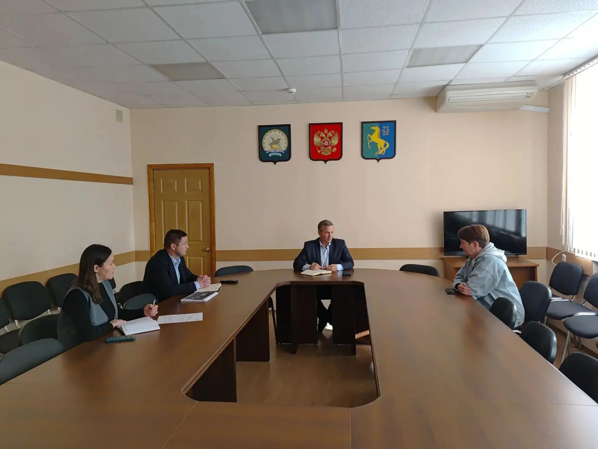 На предпринимательском часе обсудили работу пункта выдачи заказов Озон в селе Ермекеево