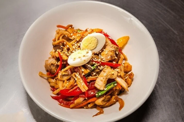 Удoн c курицей 🍜