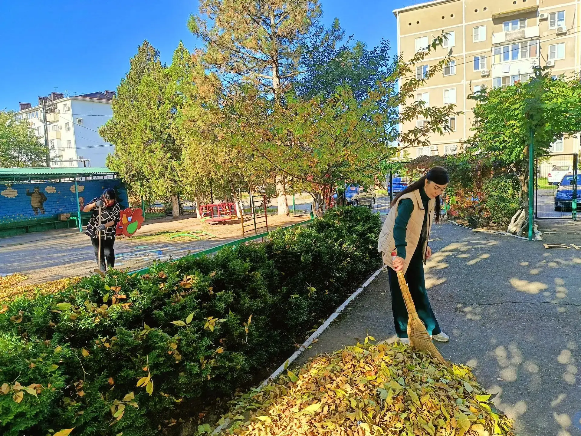 🍁Золотая осень вступила в свои права, а это значит, что пришло время шуршать листьями ...
