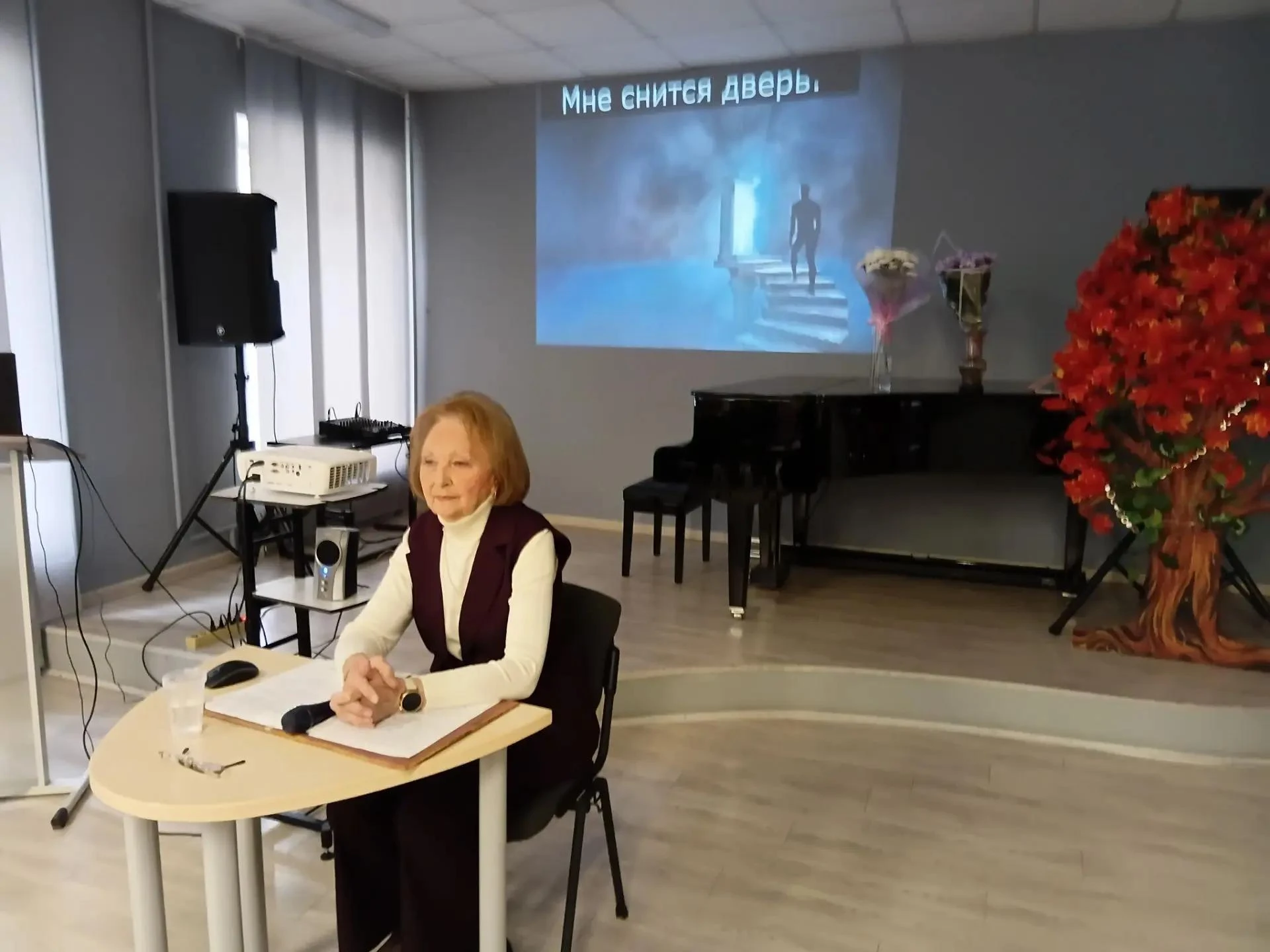 Сегодня в библиотеке прошел творческий вечер Валентины Львовны Калиушко.
