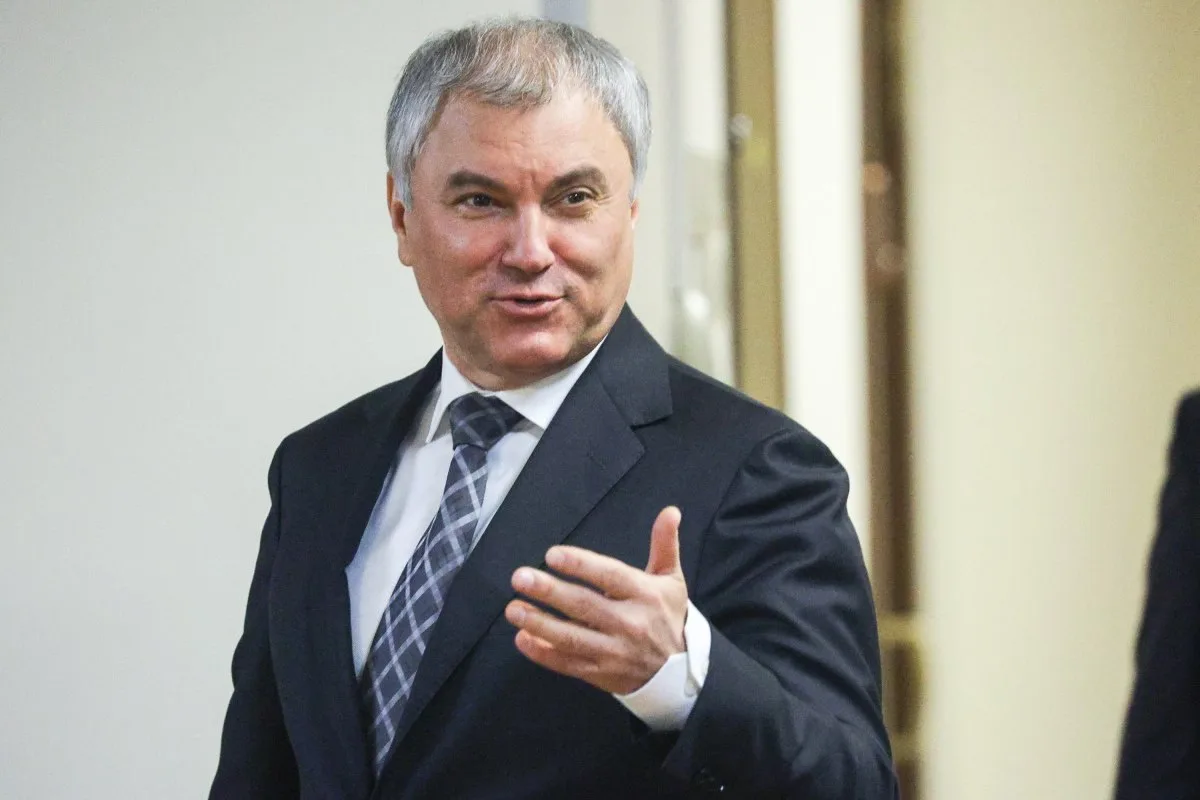 Вячеслав Володин назвал некорректным предложение Минцифры привязать рост тарифов связи ...