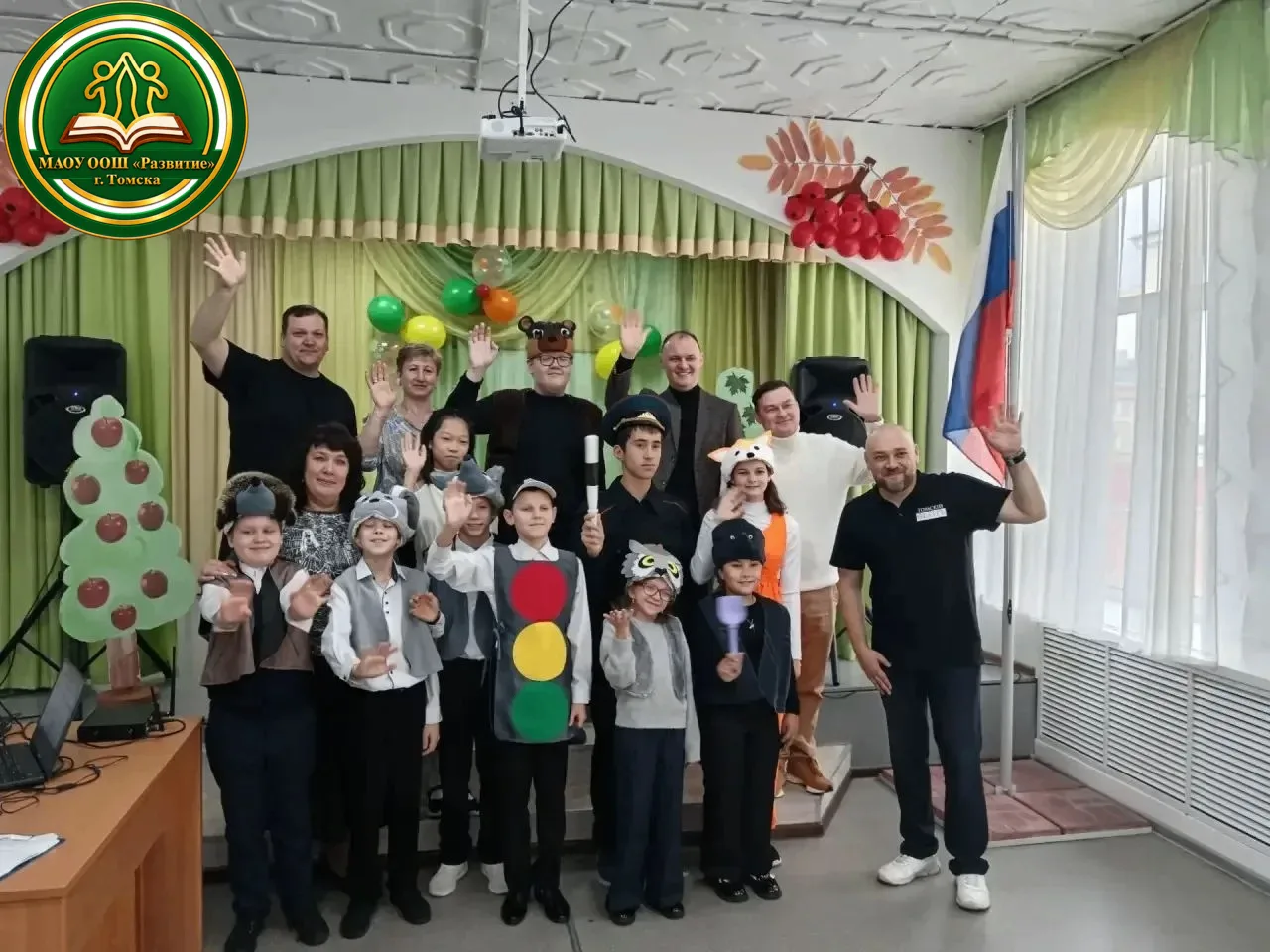 🎭✨ Сегодня школьный «Театр Эстрады» принял участие в областном фестивале-конкурсе «Шко...