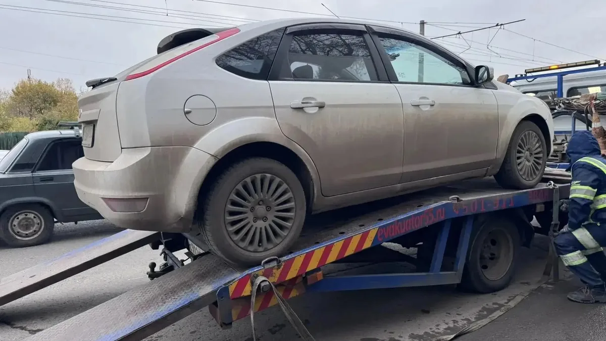 В Омске устроили охоту на водителей