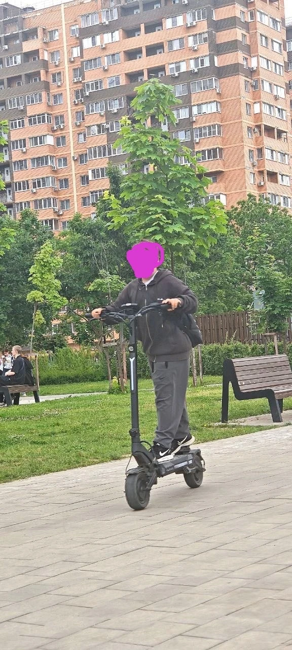Подросток в ГМР ударил женщину кулаком в лицо из-за сделанного ему замечания