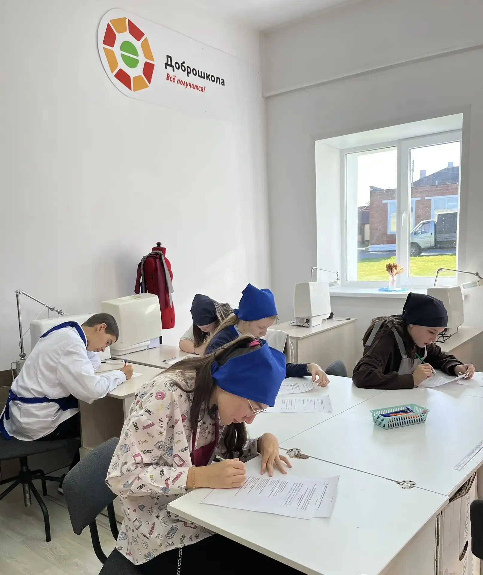 📢 В рамках Недели трудового обучения учащиеся 7-9 классов нашей школы приняли участие ...