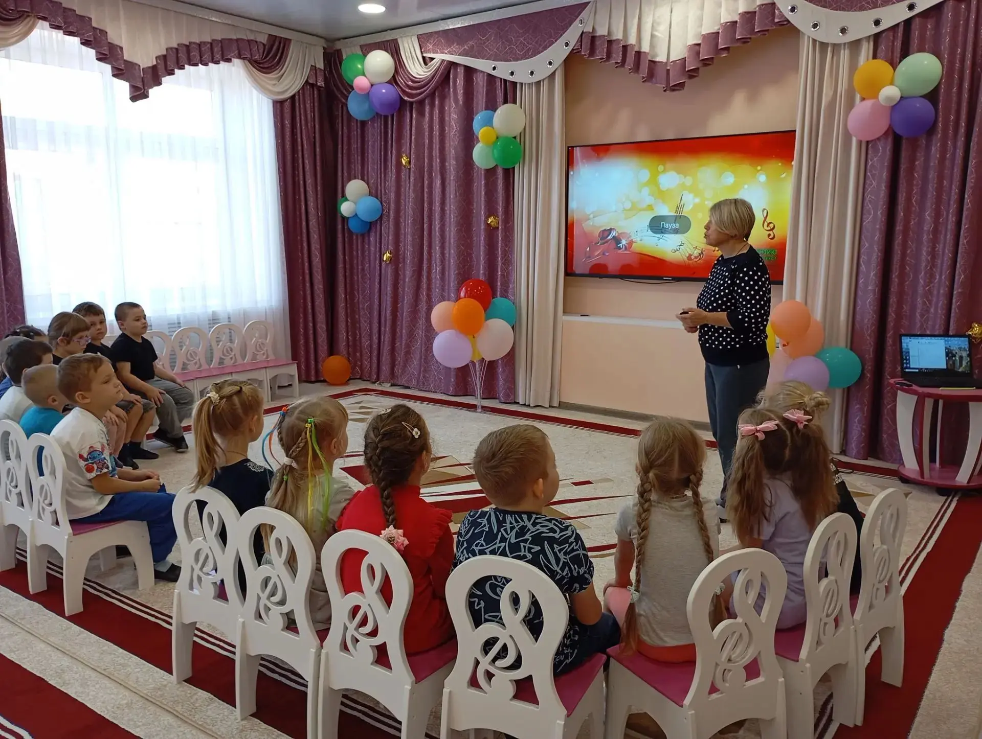 1 октября - Международный день музыки.