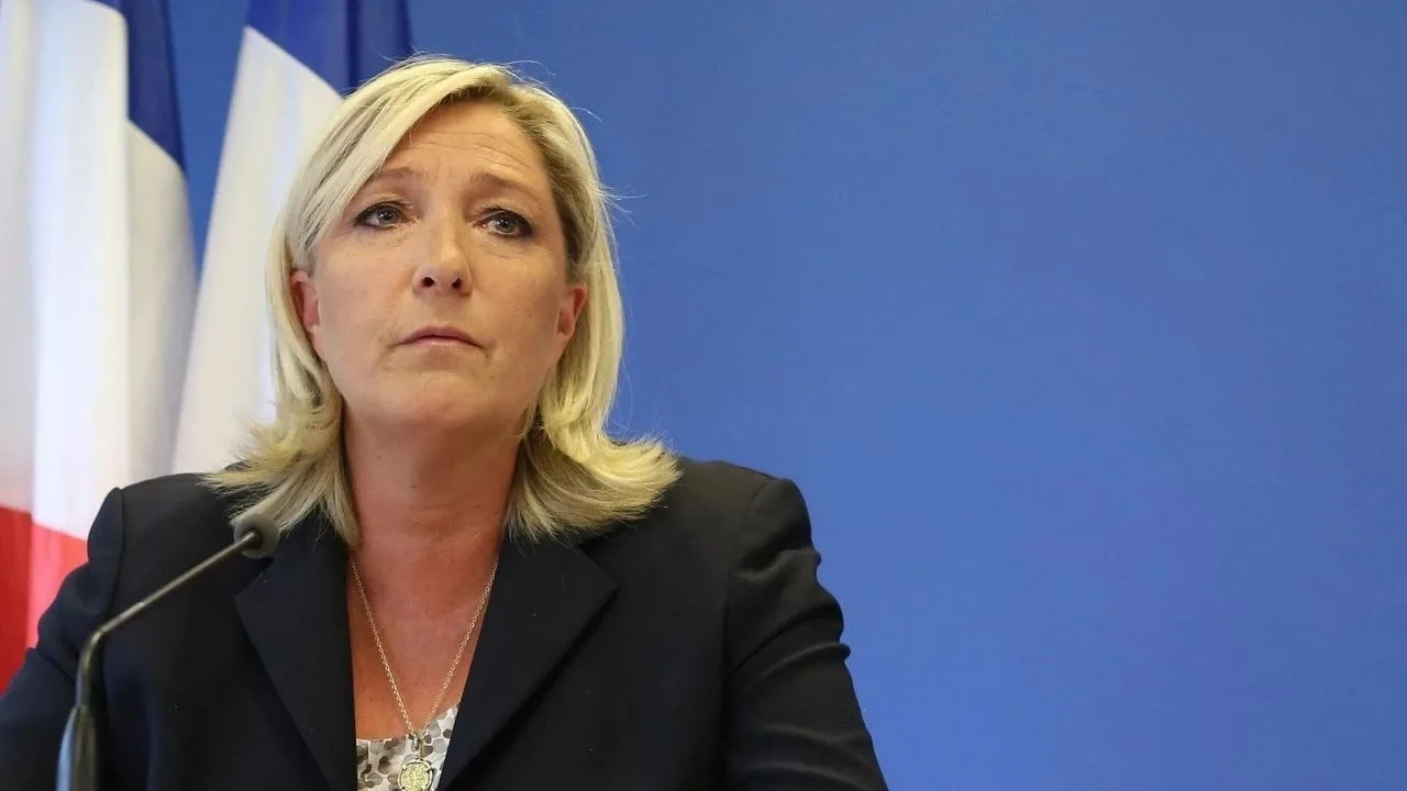 🇫🇷46% мусульман во Франции заявили, что покинут страну, если Марин Ле Пен будет избра...