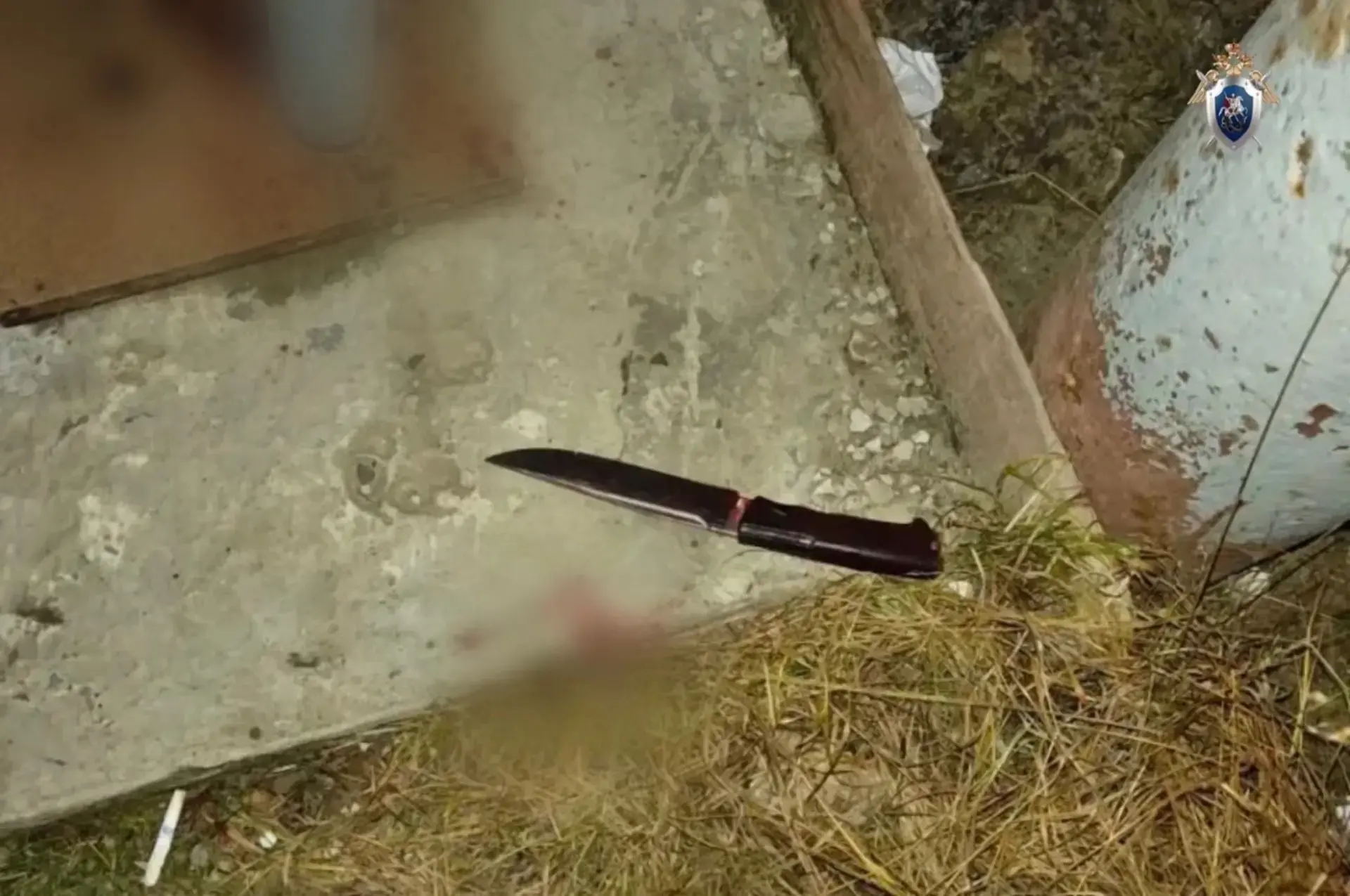 🔪 В Тазовском районе несовершеннолетний получил ранения в результате ножевого нападения.