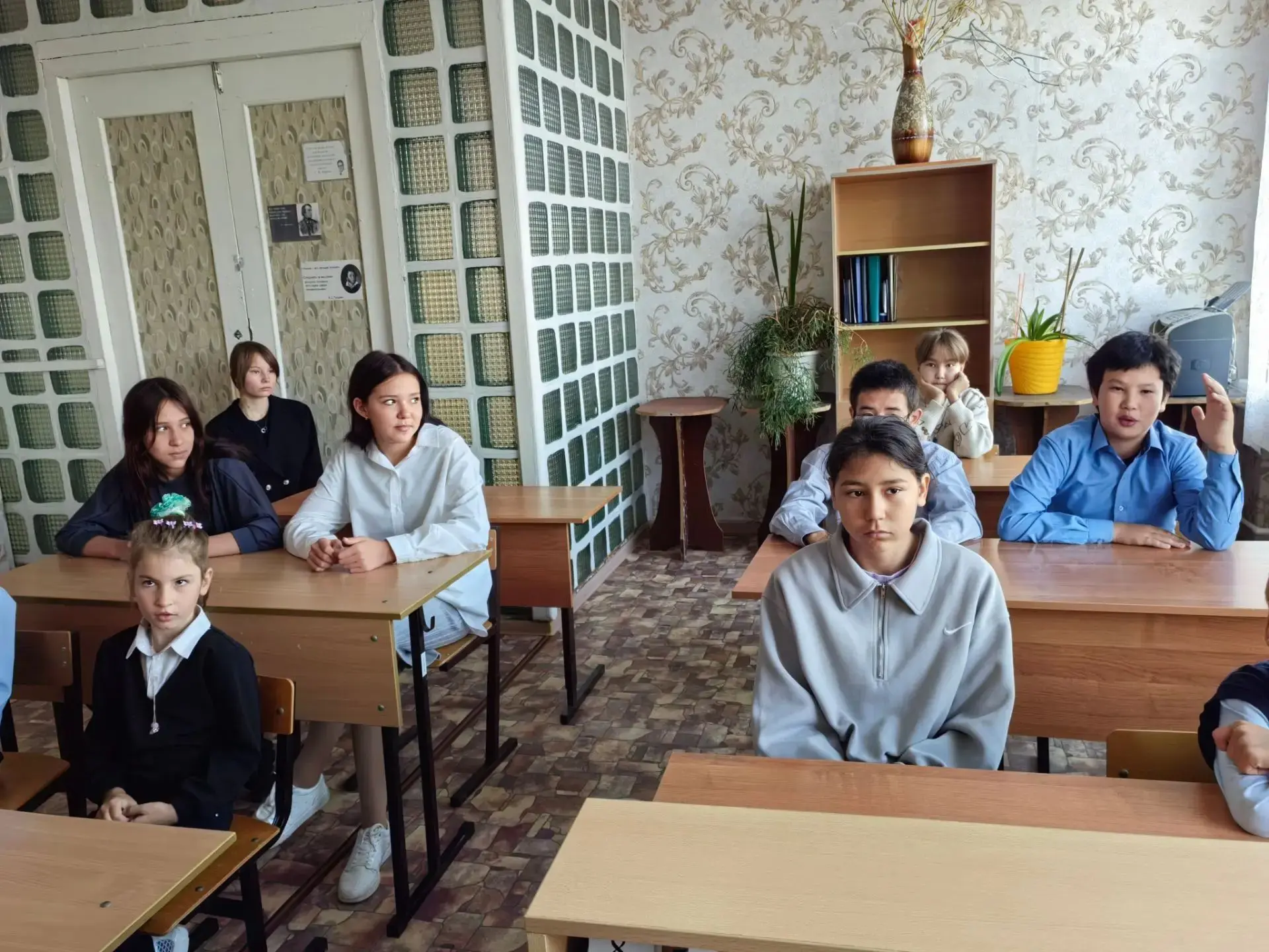МКОУ ООШ с. Виахту присоединилась к Всероссийской акции «День чтения». В рамках меропри...