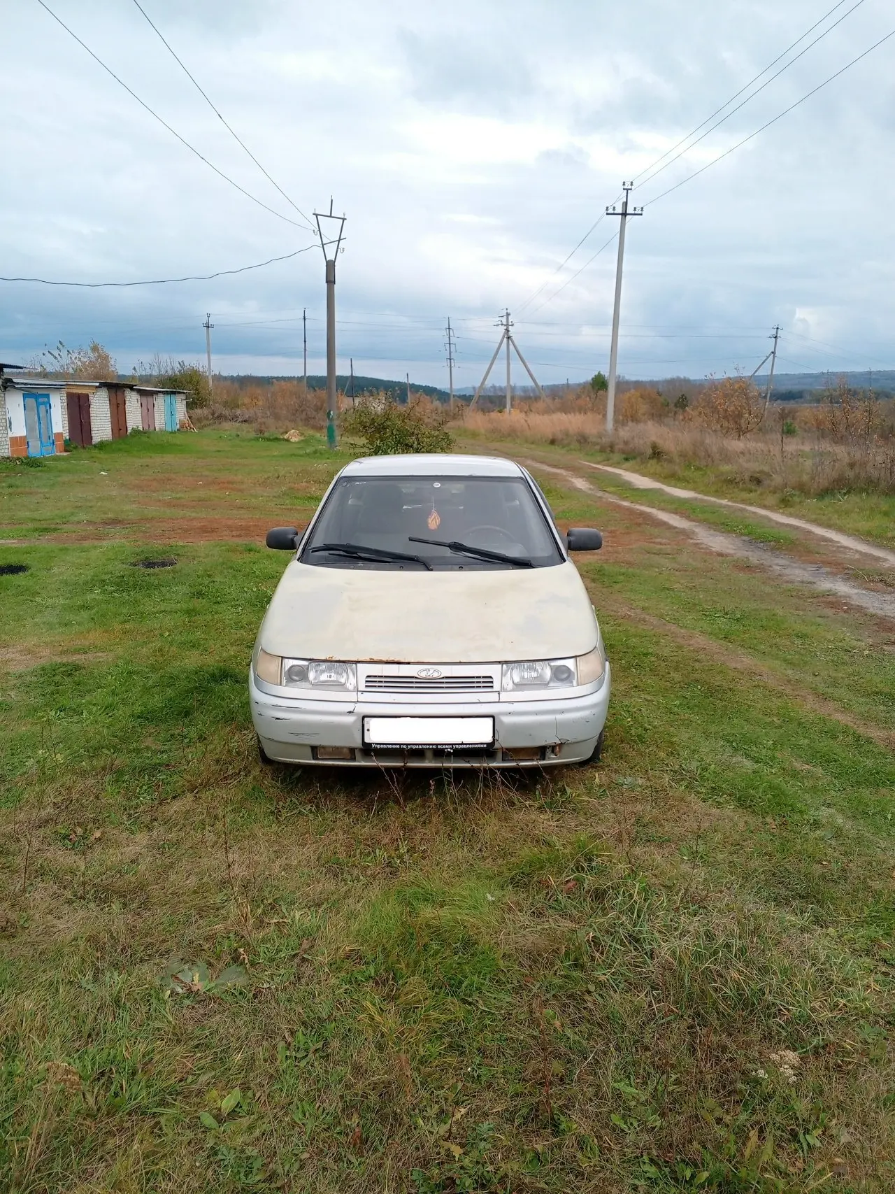 Продам Ваз-2112 2004 года выпуска 1.5 8 клапанная, 4 хозяина , Стекла заводские(лобовое...