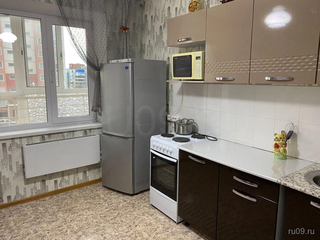 Сдам без посредников: 2-комнатная квартира, 60м²