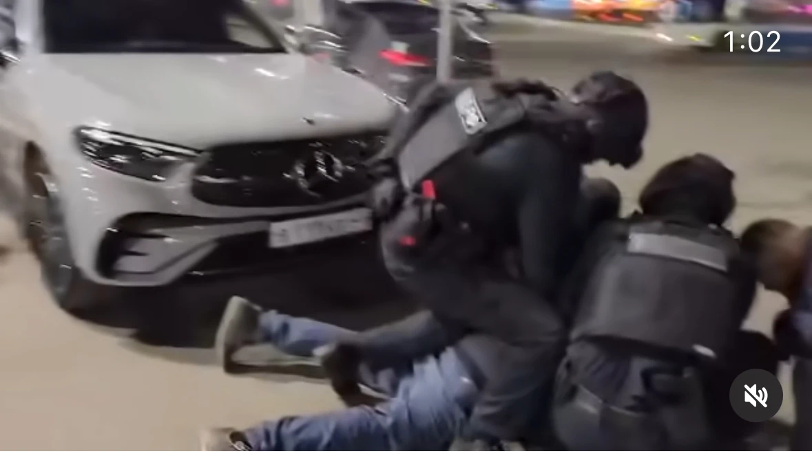⚖️ В Кирове снова задержали юриста Антона Долгих