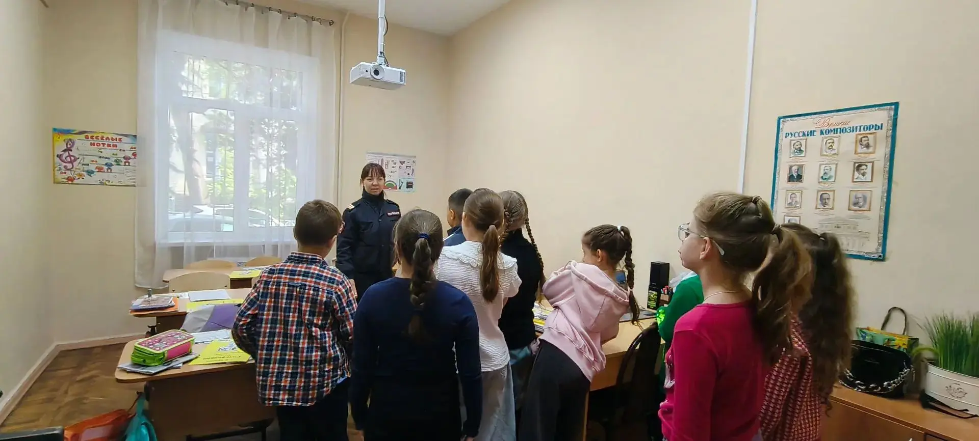 6 октября в МБУ ДО "ДШИ имени С. В. Рахманинова г. Туапсе" для учащихся 8-9 лет был про...